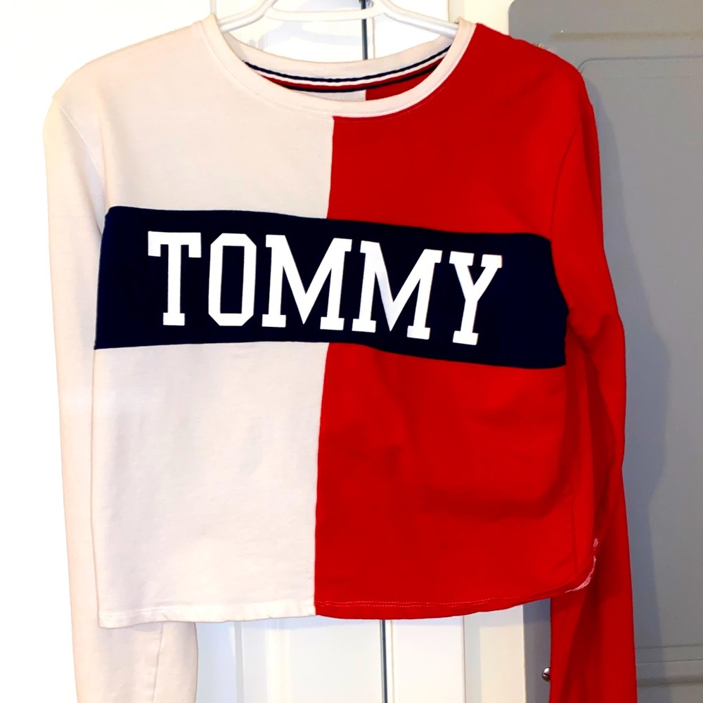 Tommy Hilfiger Long Sleeve Crop